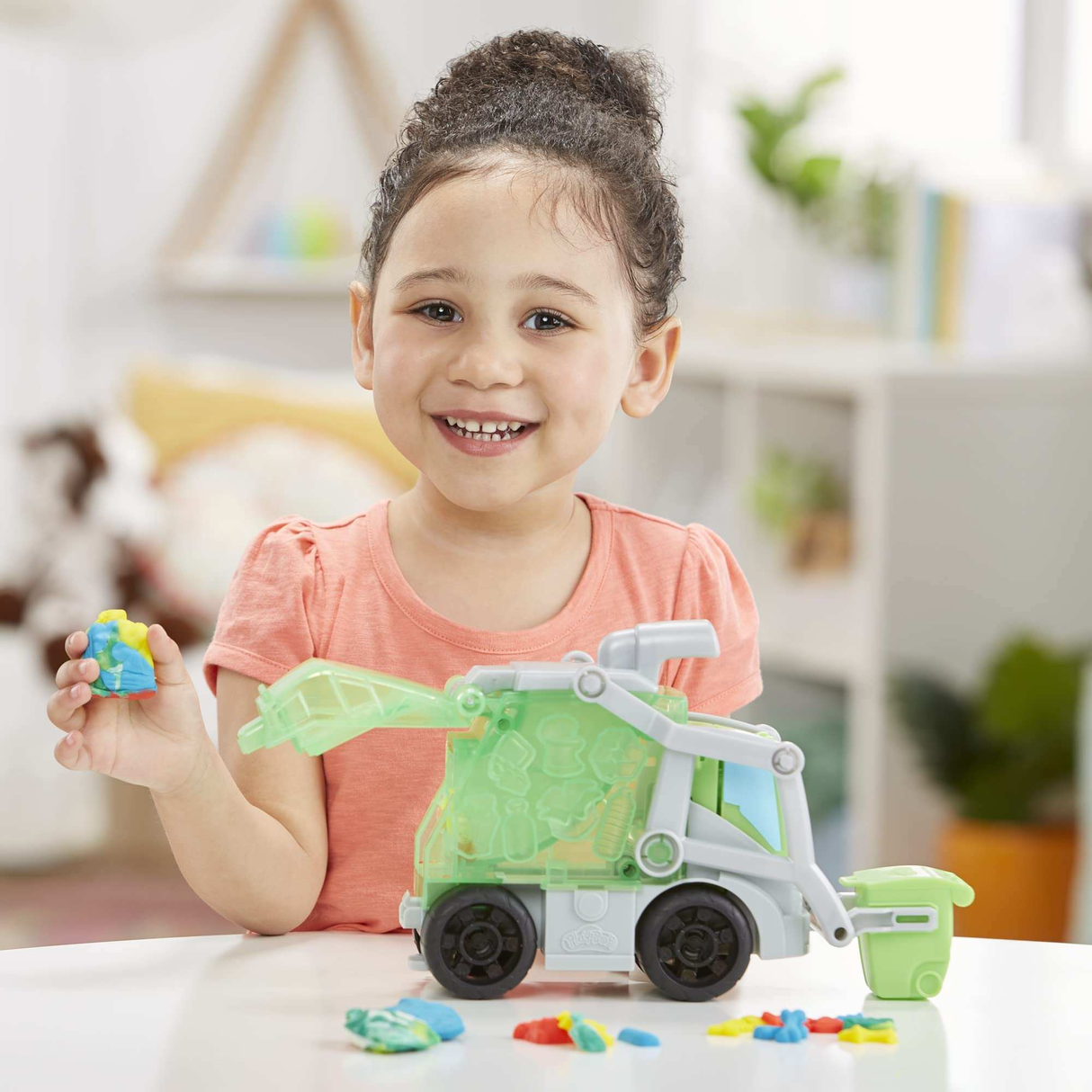 Play-Doh Dumpin Fun 2 in 1 Garbage Truck